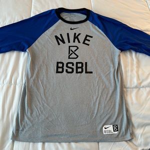 Men’s Dr-fit  Nike baseball jersey color block, Raglan 3/4 sleeve, Size Large